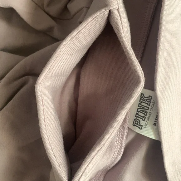 PINK V front cross flared leggings - Picture 4 of 4